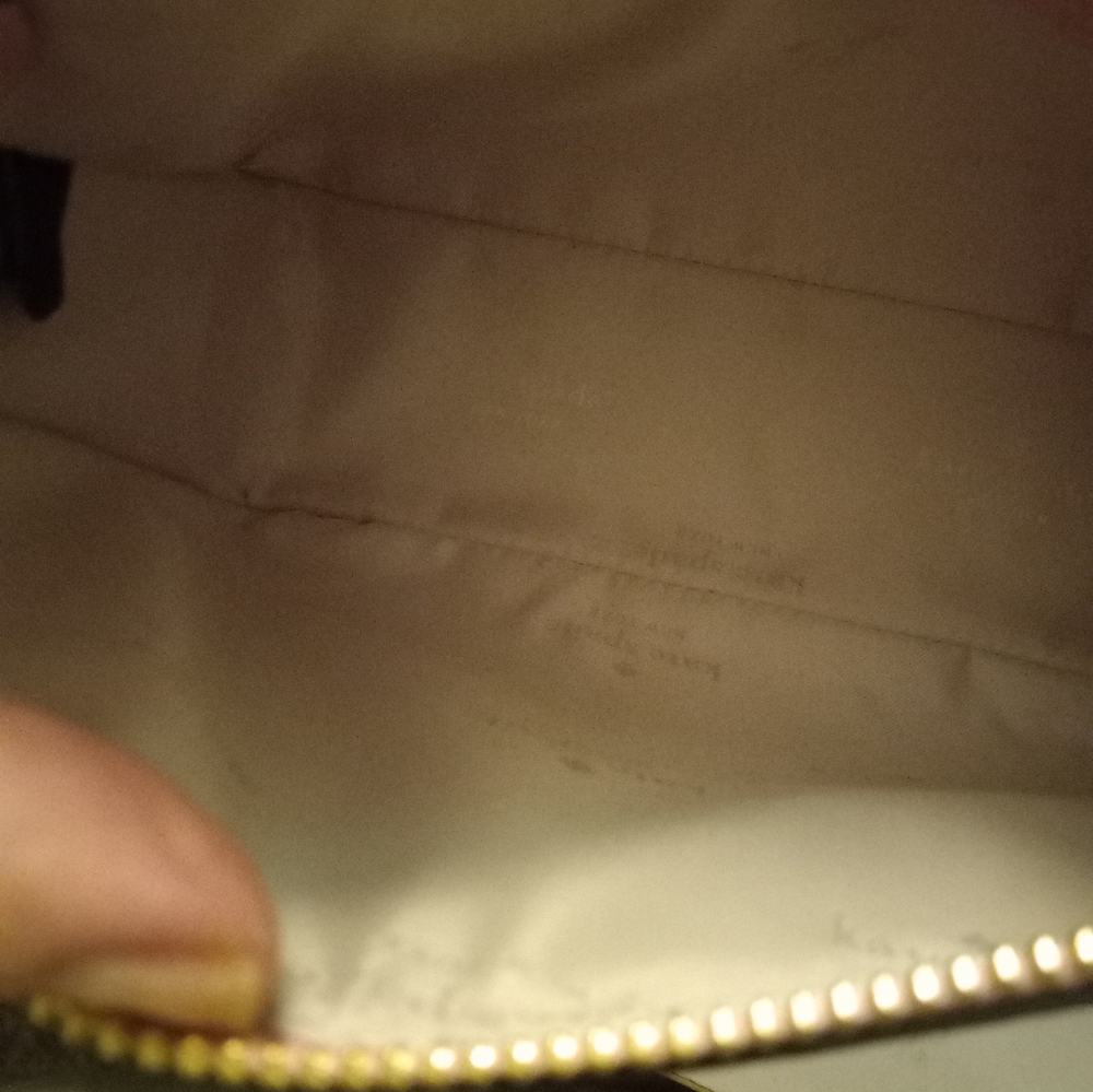 New,with tag Kate Spade pink crossbody soft pvc bag with 24inch length strap. - Picture 3 of 7